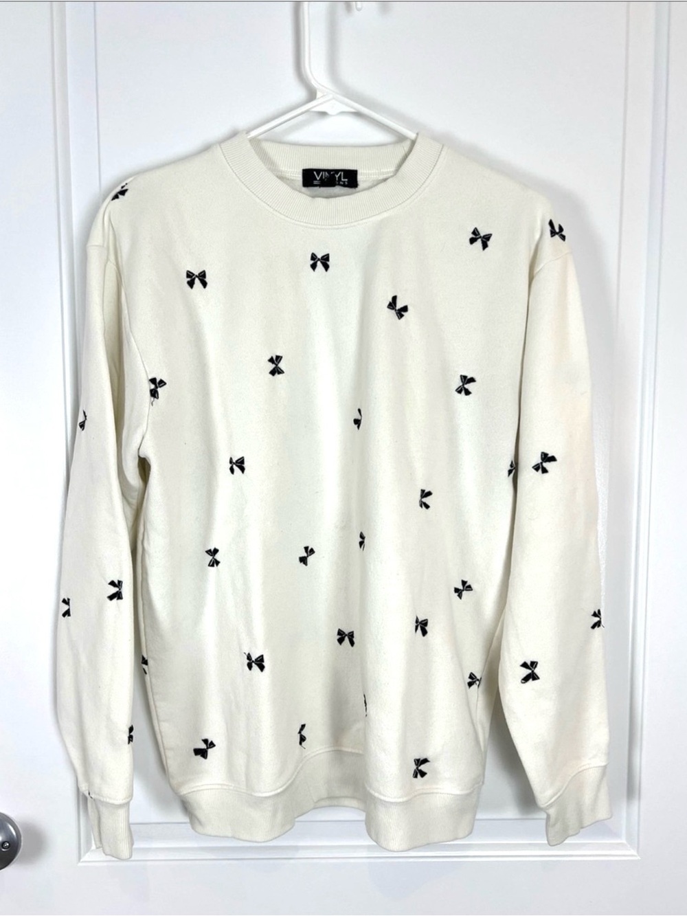 VPL Cream Crewneck Sweater with Black Bow Accents